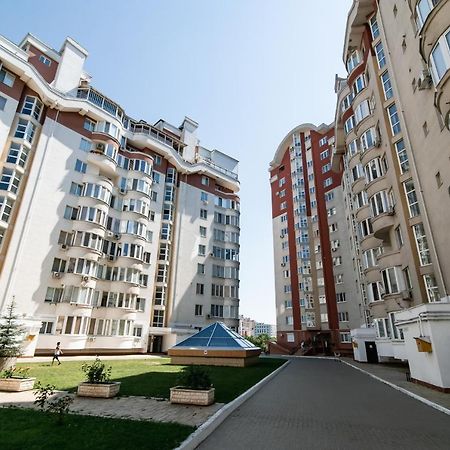 Luxrent Appartement Chişinǎu Buitenkant foto