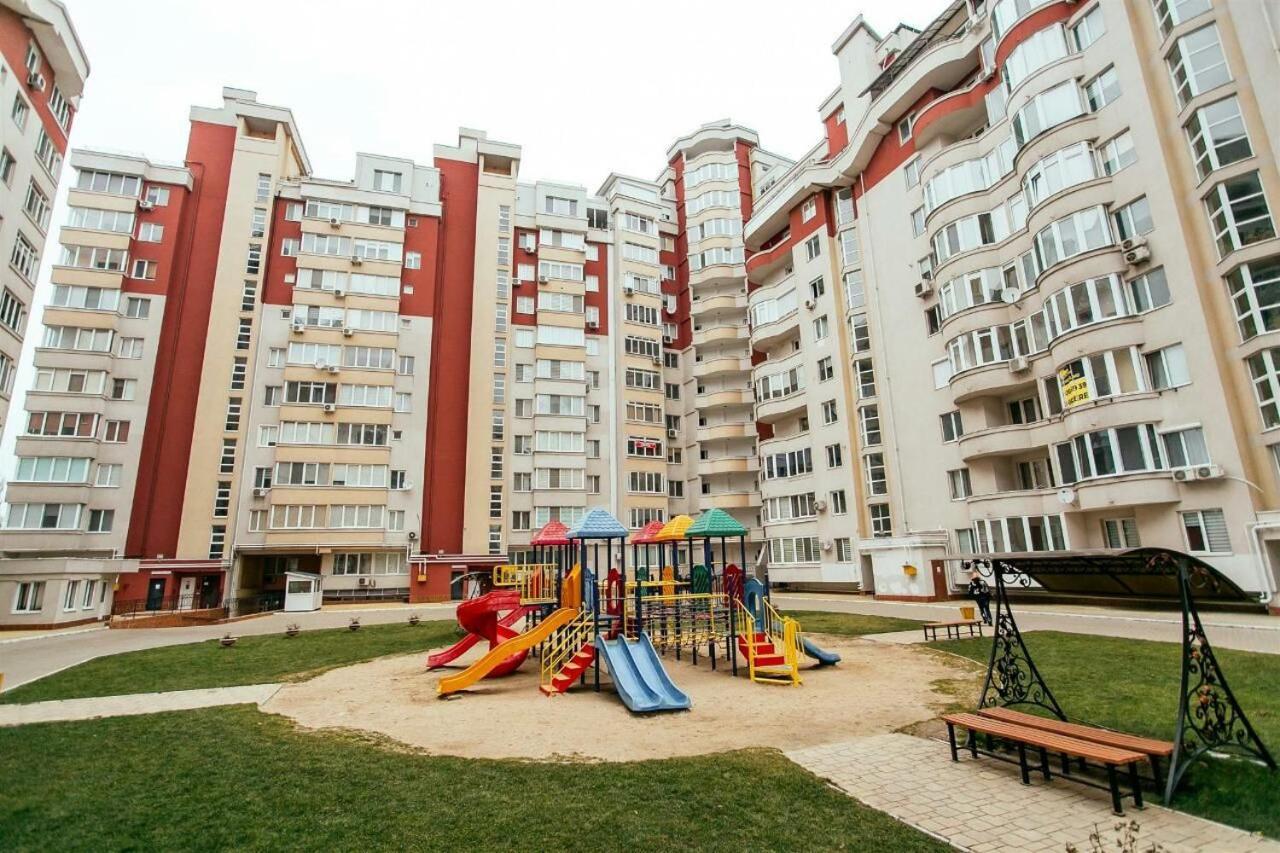 Luxrent Appartement Chişinǎu Buitenkant foto