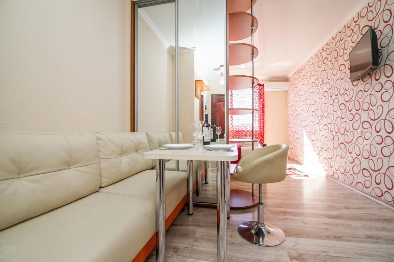 Luxrent Appartement Chişinǎu Buitenkant foto